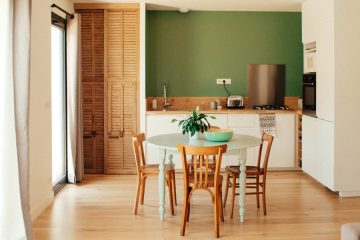 Agencement d’une cuisine avec persiennes 16